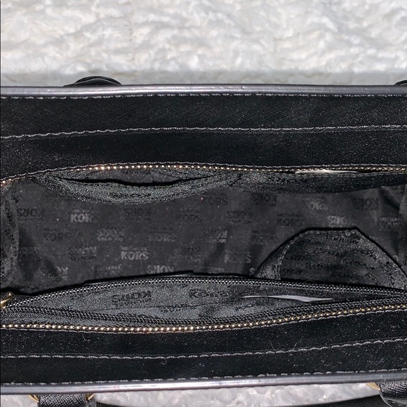 Purse - Picture 3 of 5